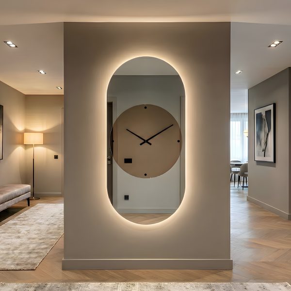 specchio ovale con orologio